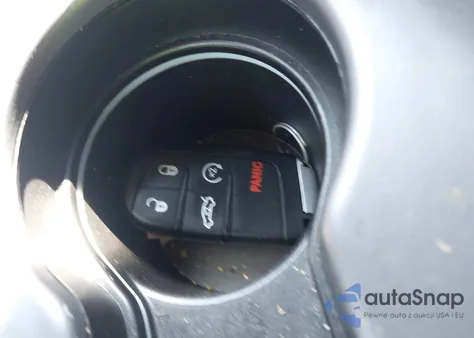 2023 Dodge Challenger R/T Scat Pack z USA, uszkodzony, nr VIN 2C3CDZFJ3PH610510